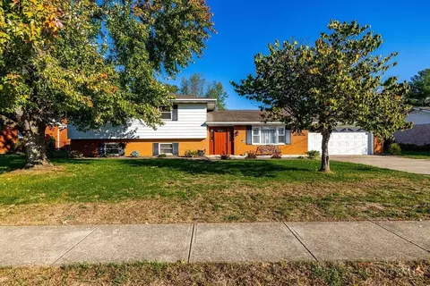 5574 Mississippi Dr, Fairfield, OH 45014