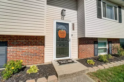 105 Mackie Ln, Harrison, OH 45030 photo 2