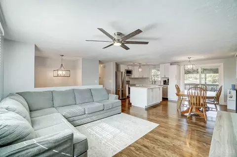 105 Mackie Ln, Harrison, OH 45030 photo 6