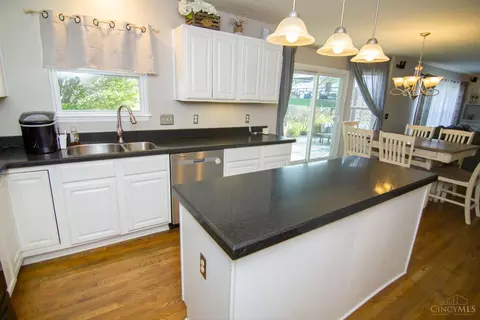 Kitchen - 96 Fawn Dr, Harrison, OH 45030 photo 2 of 3