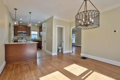 2917 Utopia Pl, Cincinnati, OH 45208 photo 6