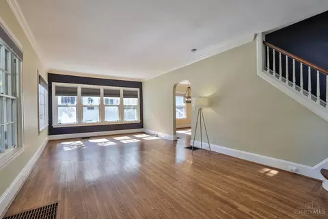 2917 Utopia Pl, Cincinnati, OH 45208 photo 4