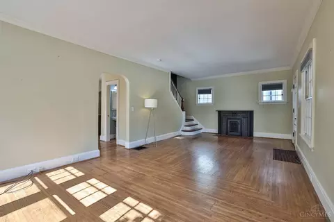 2917 Utopia Pl, Cincinnati, OH 45208 photo 9