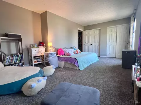 Bedroom - 133 Eagleview Way, Reading, OH 45215 photo 5 of 7