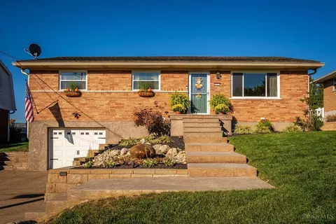 633 Conina Dr, Cincinnati, OH 45233