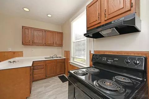 6339 Hillside Ave, Cincinnati, OH 45233 photo 12