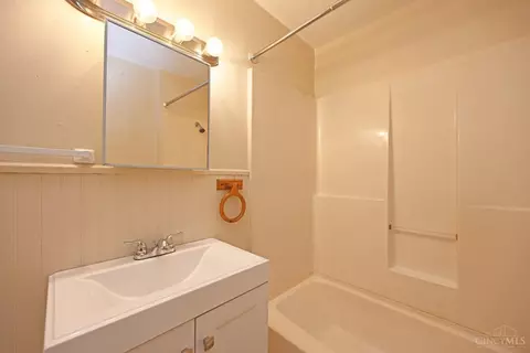6339 Hillside Ave, Cincinnati, OH 45233 photo 18