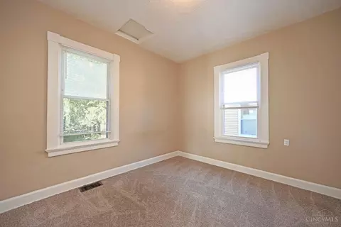 6339 Hillside Ave, Cincinnati, OH 45233 photo 16