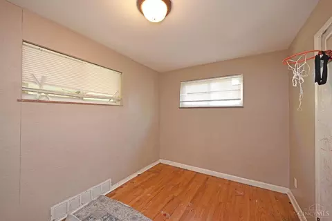 4794 Hardwick Dr, Cincinnati, OH 45238 photo 12