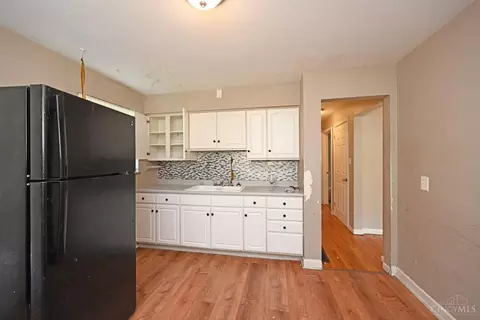 4794 Hardwick Dr, Cincinnati, OH 45238 photo 8