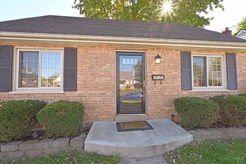 2266 Pompano Ave, Reading, OH 45215