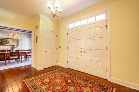 Entry Way - 448 Bishopsbridge Dr, Cincinnati, OH 45255 photo 1 of 2