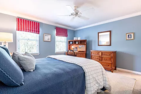 Bedroom - 448 Bishopsbridge Dr, Cincinnati, OH 45255 photo 6 of 9