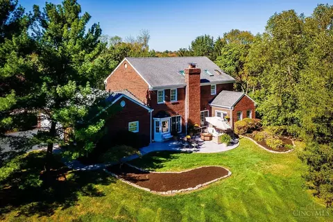 Exterior - 448 Bishopsbridge Dr, Cincinnati, OH 45255 photo 8 of 8
