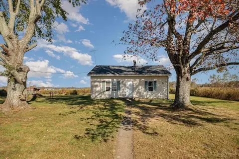 6137 Delhi Arnheim Rd, Georgetown, OH 45121