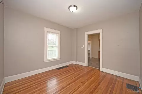 2632 Cora Ave, Cincinnati, OH 45211 photo 12