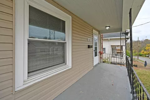 2632 Cora Ave, Cincinnati, OH 45211 photo 4
