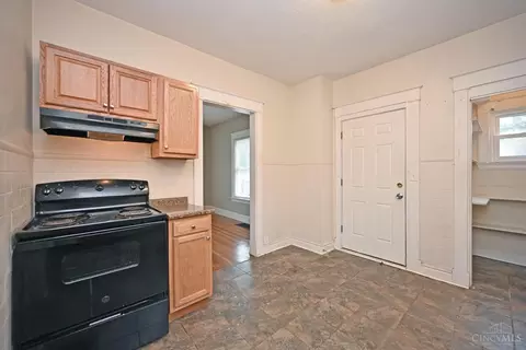 2632 Cora Ave, Cincinnati, OH 45211 photo 17