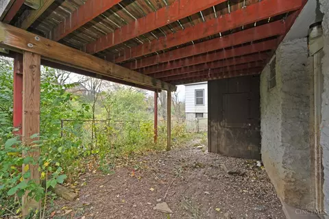 2632 Cora Ave, Cincinnati, OH 45211 photo 34