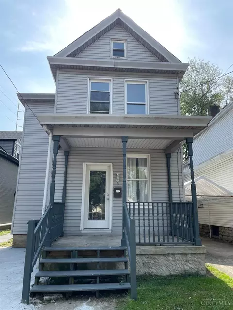 5 Linden St, Elmwood Place, OH 45216