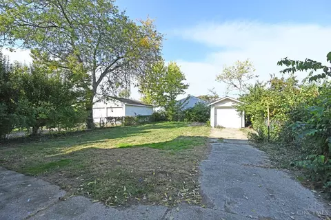 Exterior - 4922 Ralph Ave, Cincinnati, OH 45238 photo 6 of 9