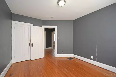 Bedroom - 4922 Ralph Ave, Cincinnati, OH 45238 photo 8 of 8
