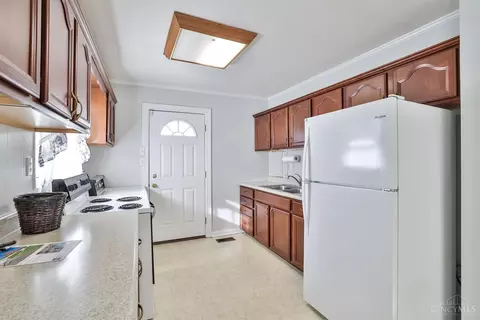 2542 Adams Rd, Cincinnati, OH 45231 photo 7