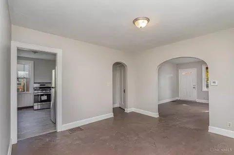 5304 Sidney Rd, Cincinnati, OH 45238 photo 5