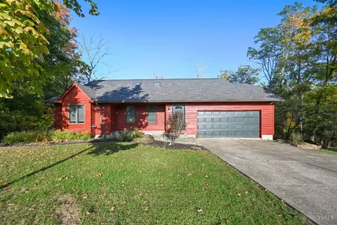 1062 St Moritz Ct, Lawrenceburg, IN 47025