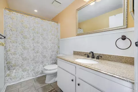 499 Halifax Cir, Cincinnati, OH 45244 photo 15