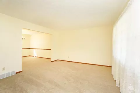 515 Lang Rd, Cincinnati, OH 45244 photo 17