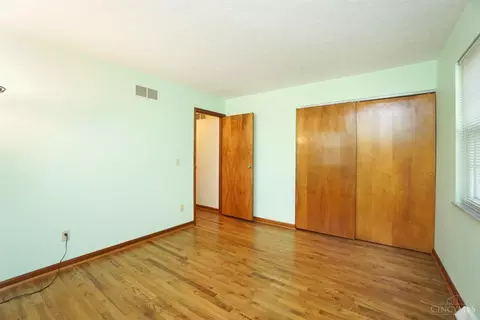 515 Lang Rd, Cincinnati, OH 45244 photo 12