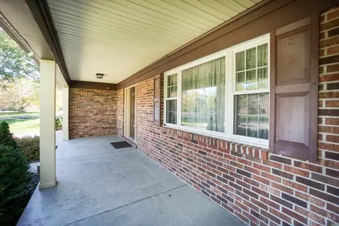 515 Lang Rd, Cincinnati, OH 45244 photo 3