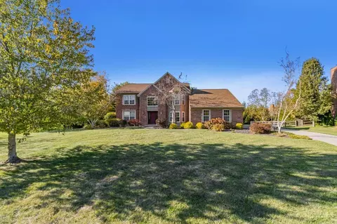 1216 Silvercreek Cir, Loveland, OH 45140