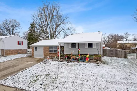 1003 Glendale Dr, Batavia, OH 45103 photo 2