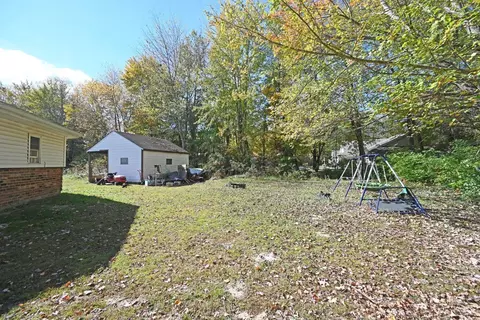 41 Amberly Dr, Georgetown, OH 45121 photo 23