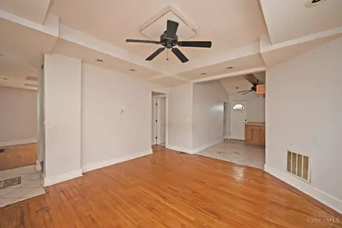 5331 Owasco St, Cincinnati, OH 45227 photo 5