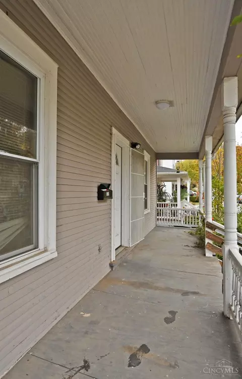 5331 Owasco St, Cincinnati, OH 45227 photo 2