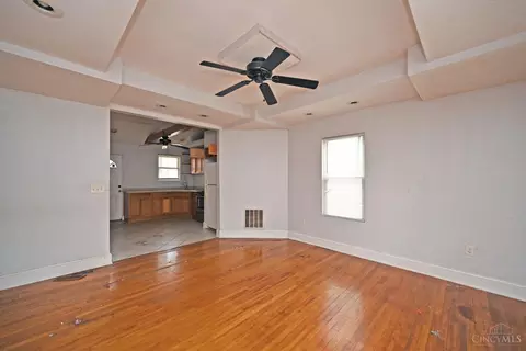 5331 Owasco St, Cincinnati, OH 45227 photo 4