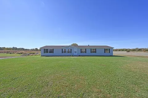 7659 Gardner Rd, Georgetown, OH 45121