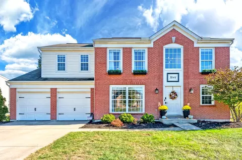 3844 Bach Grove Ct, Amelia, OH 45102
