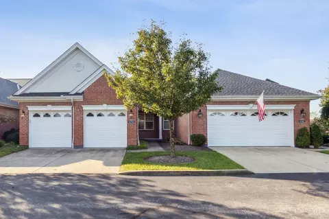 6750 Summit Lake Dr, Cincinnati, OH 45247