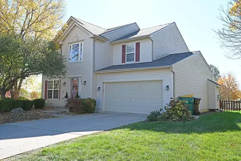 Exterior - 5 Andover Dr, Springboro, OH 45066 photo 2 of 13