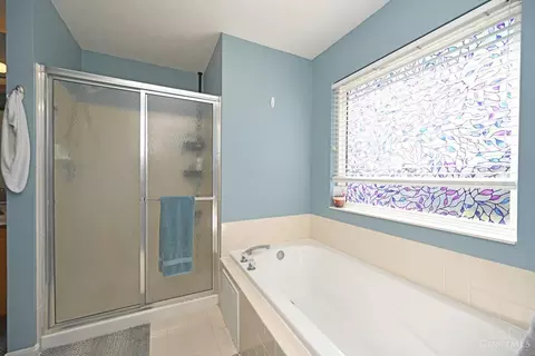 Bath - 5 Andover Dr, Springboro, OH 45066 photo 4 of 6
