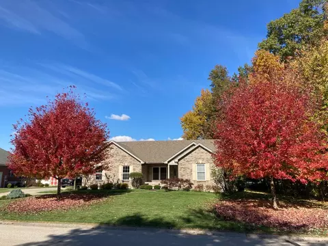 382 Woodside Ct, Batesville, IN 47006