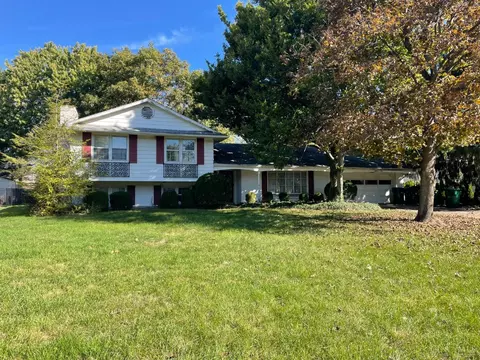 1809 Provincetown Rd, Washington Township, OH 45459