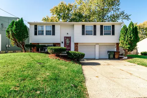 11373 Lincolnshire Dr, Forest Park, OH 45240
