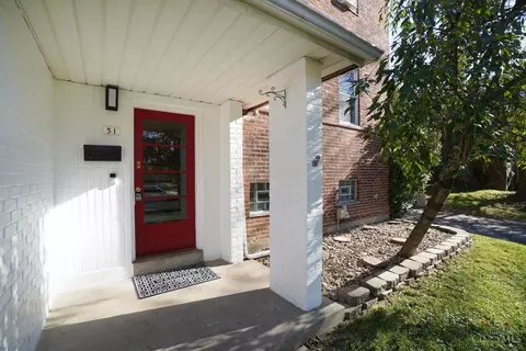 51 Burley Cir, Greenhills, OH 45218 photo 2