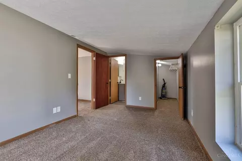 Bedroom - 124 Carr St, Blanchester, OH 45107 photo 3 of 7