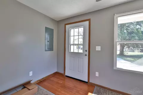 Entry Way - 124 Carr St, Blanchester, OH 45107 photo 1 of 2